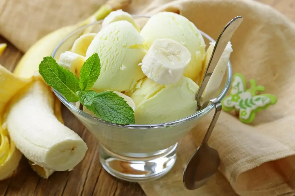 42485-banana-ice-cream