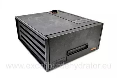 121500-39350-right-side-of-excalibur-4400